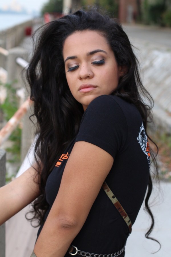 Motorcycle Trends "Harley-Davidson tee"  Photo by Hilma (@Glamourim)