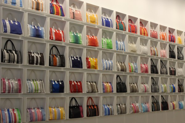 The Art Of Selling a Bag - Marco Morosini. photo by JMarcio Batista