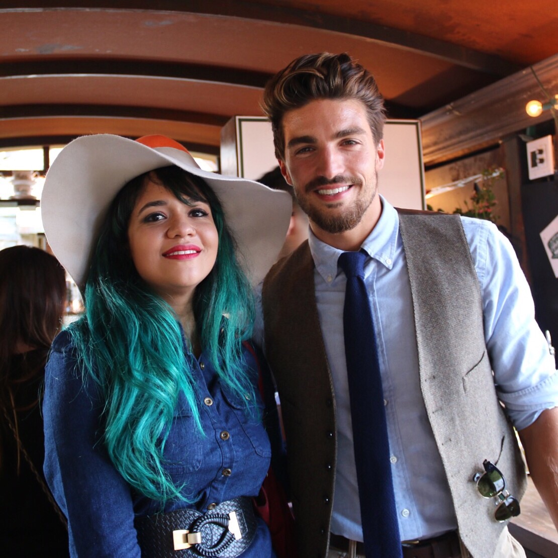 Yes!! 💕🙊💕 My first selfie with  Mariano Di Vaio (@marianodivaio) at Polo Ralph Lauren Presentation #ss16 #poloralphlauren #ss16collection #NYFW #fblogger 💕 #bloggers 💕 #MeetmeatPolo  Waring this amazing hat of my favorite Hat designer Adriana